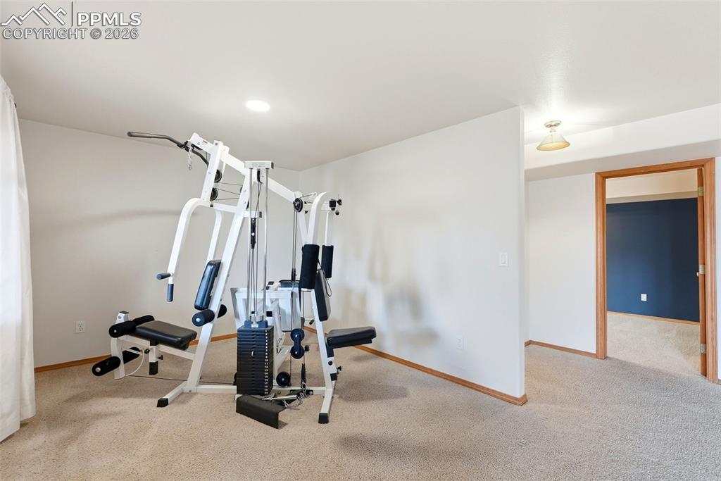 Image 30 of 45: Family Room