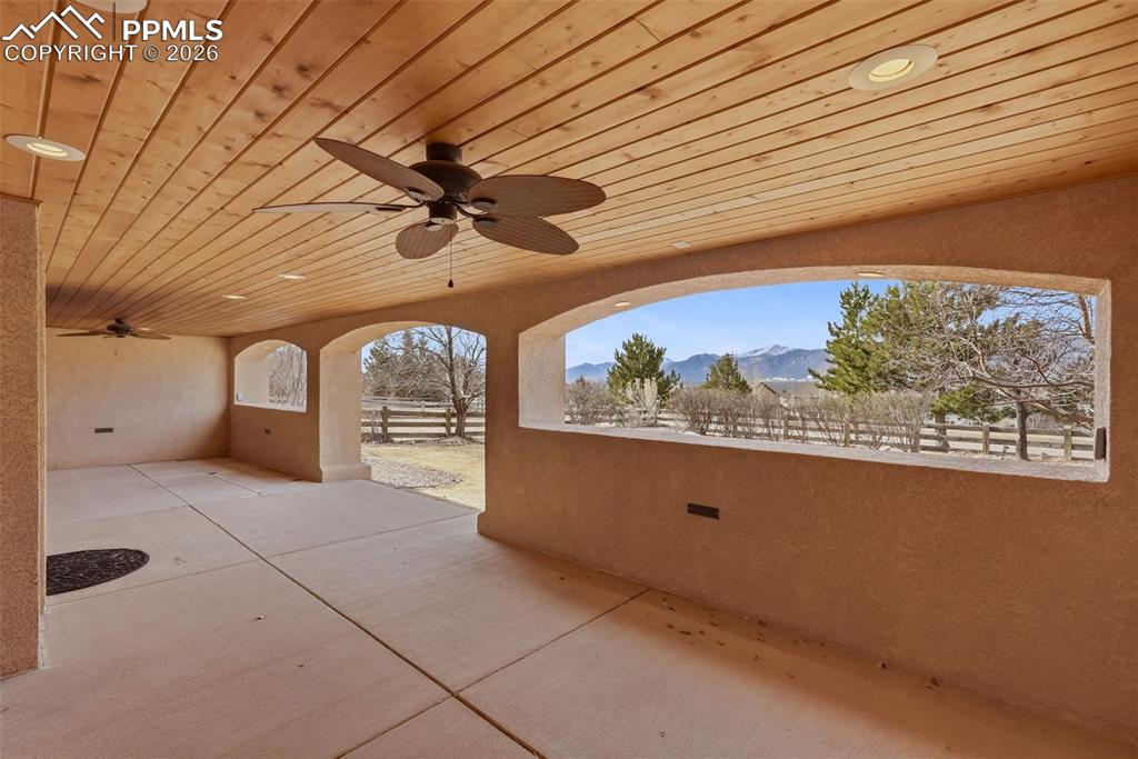 Image 39 of 45: Patio