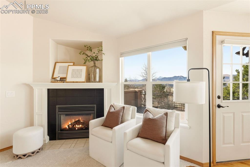 Image 9 of 45: Living Room