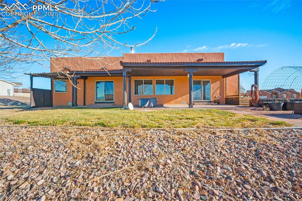 Image 28 of 37: Back of Structure