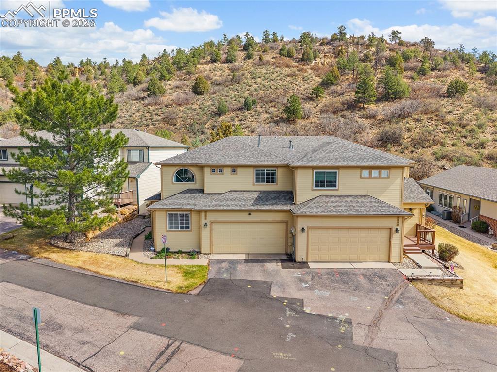 Image 5 of 50: Front of Structure