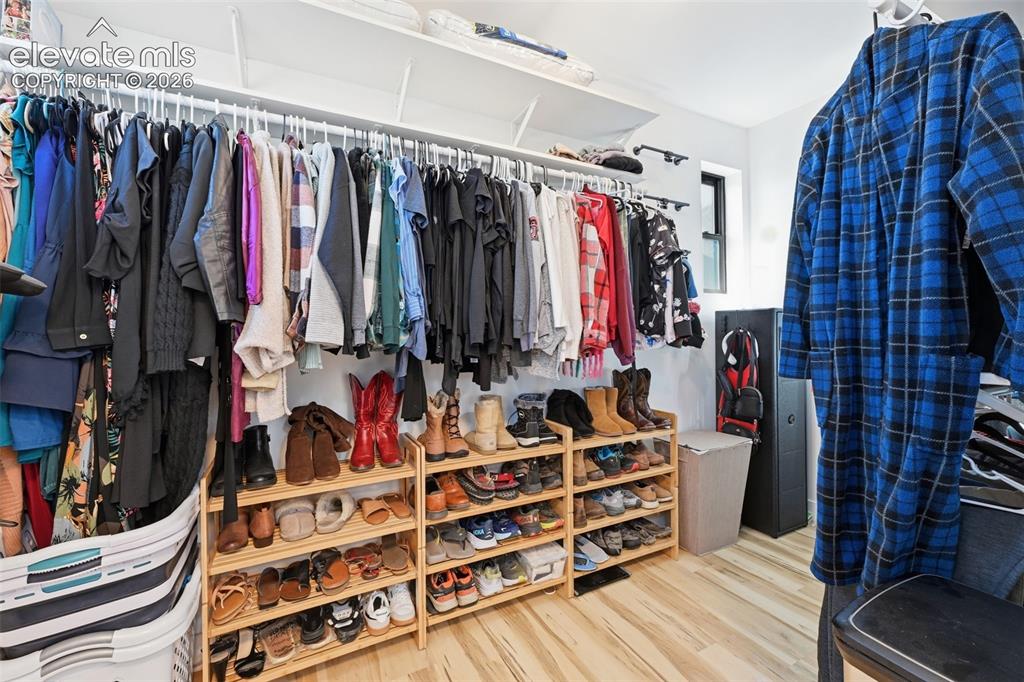 Image 22 of 50: Primary retreat offers a huge 6 x 12.8 walk-in
closet.