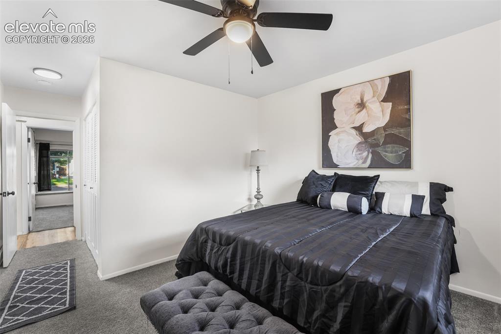 Image 16 of 29: Bedroom