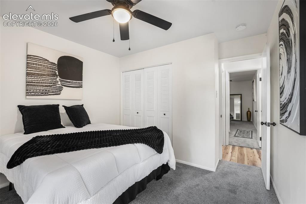 Image 17 of 29: Bedroom