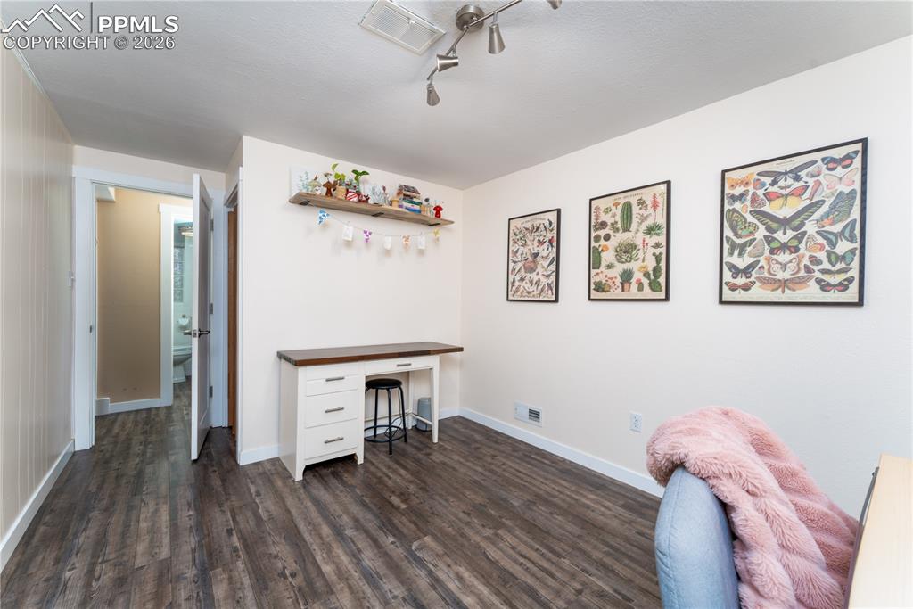 Image 14 of 27: lower level bedroom 