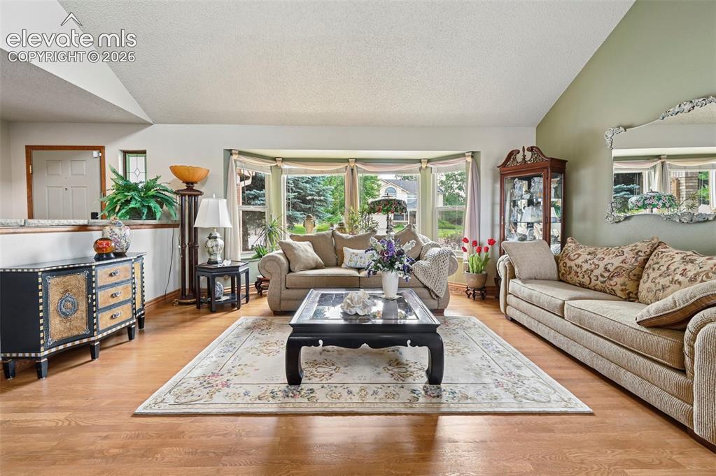Image 12 of 50: Living Room
