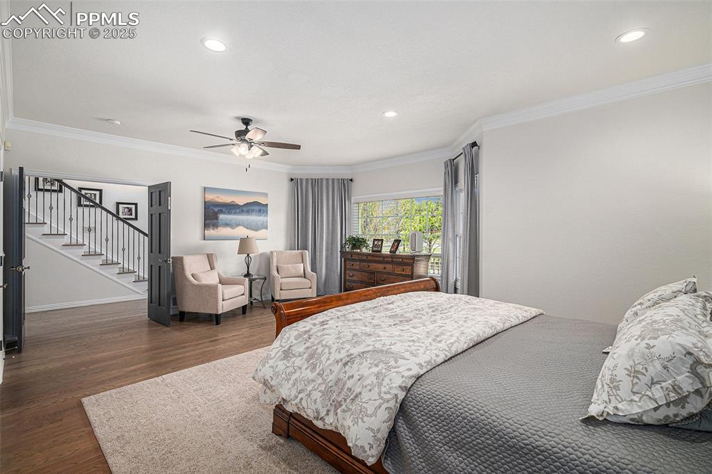 Image 13 of 50: Bedroom