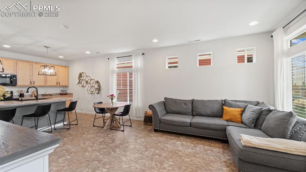Image 8 of 27: Living Room
