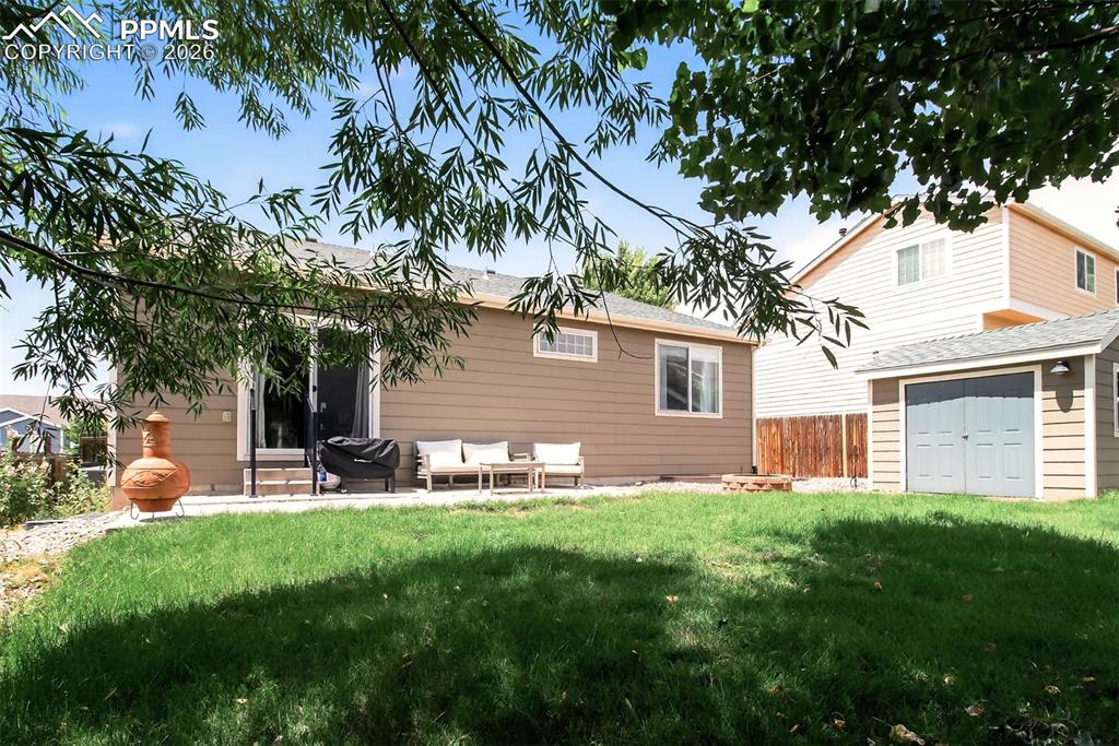 Image 27 of 32: Back of Structure