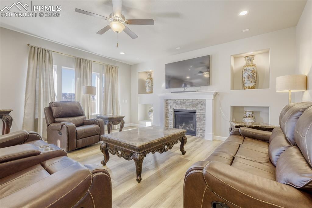 Image 11 of 42: Living Room