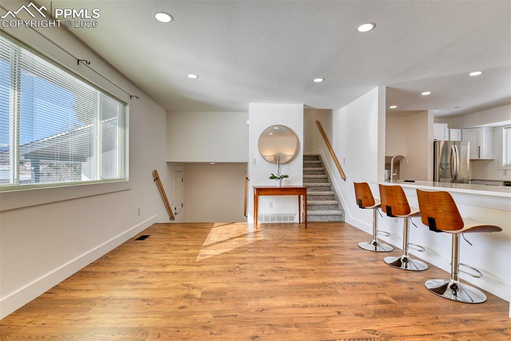 Image 14 of 46: Kitchen