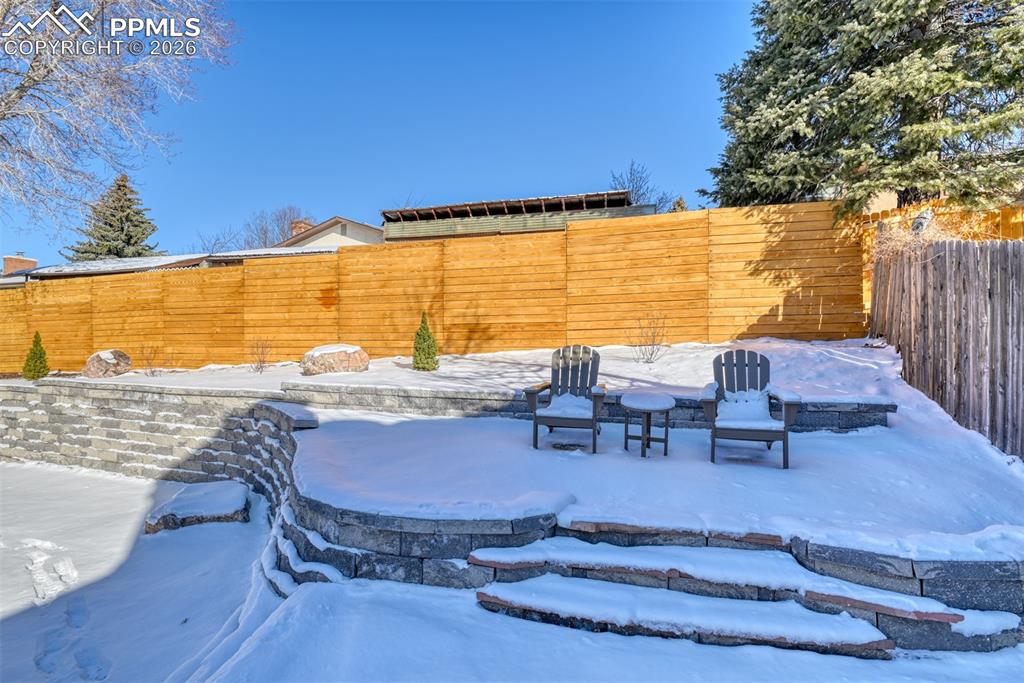 Image 42 of 46: Patio