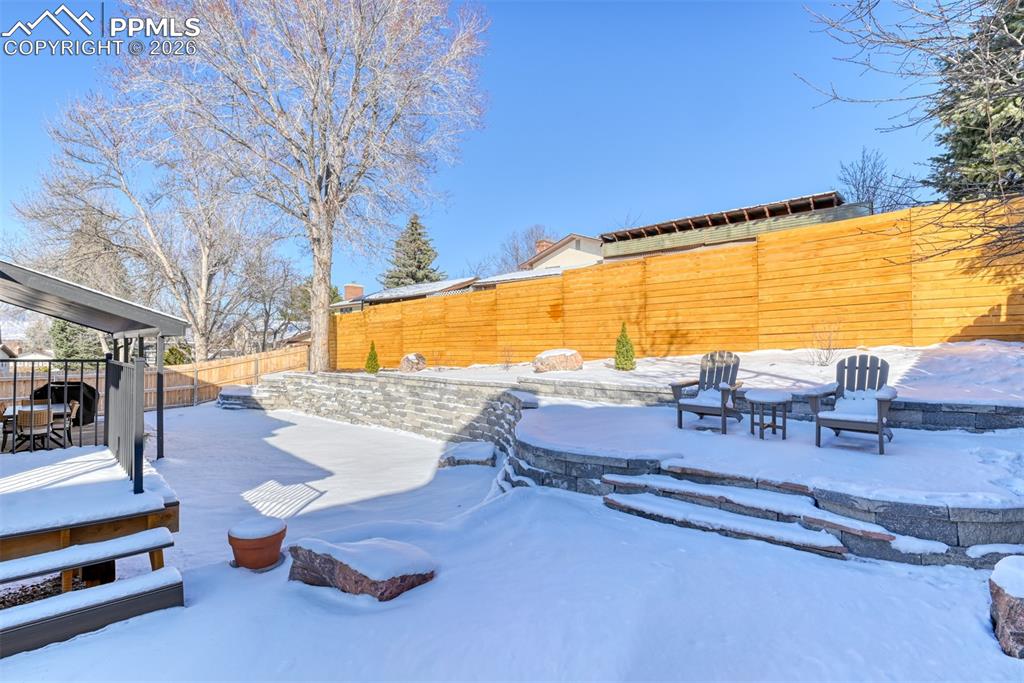 Image 46 of 46: Yard