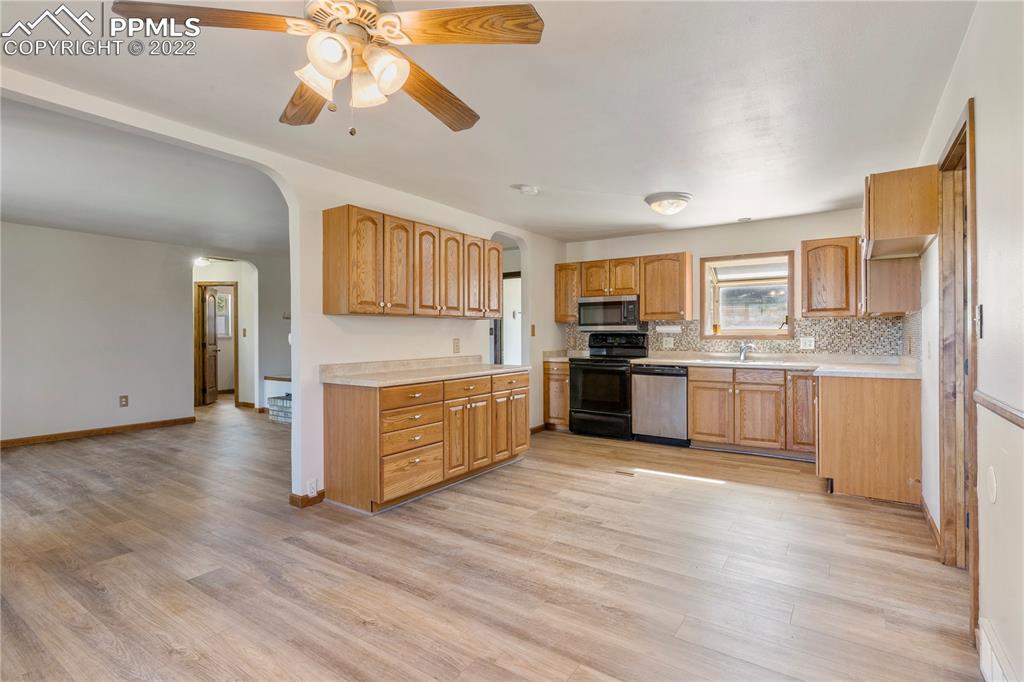 Listing 3298424, Image 11 of 41