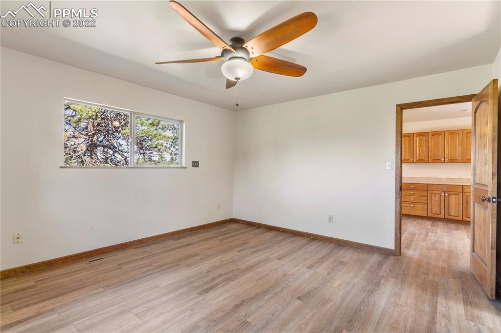 Listing 3298424, Image 4 of 41