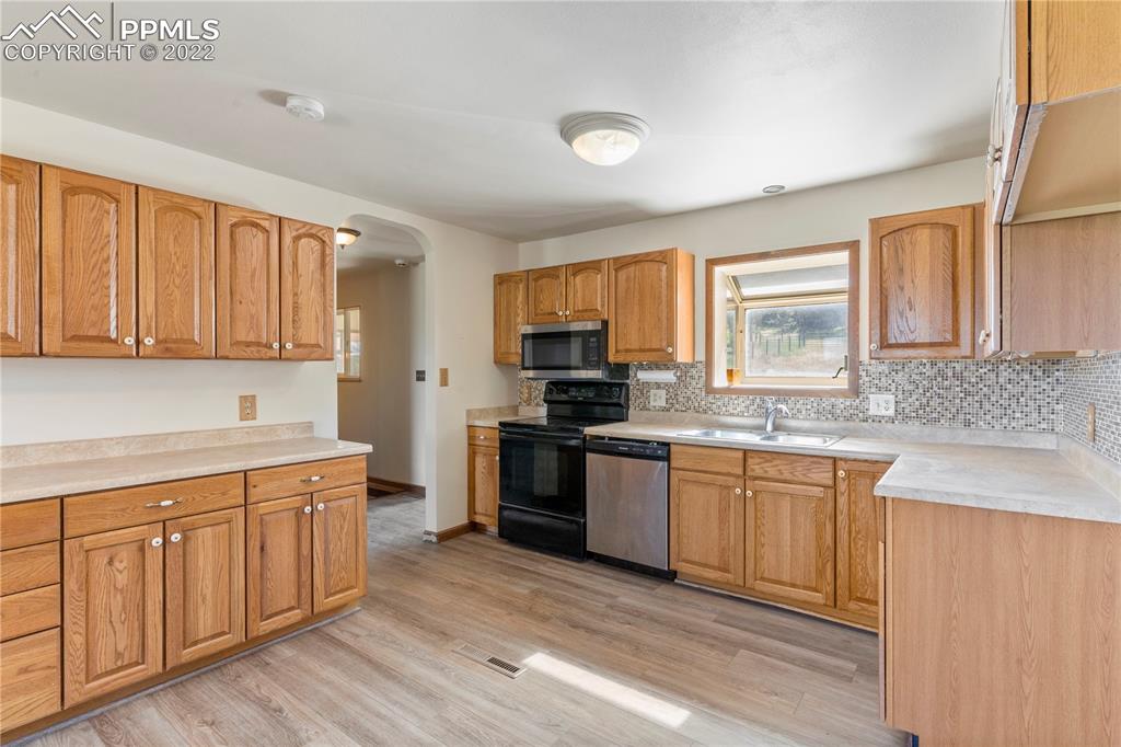 Listing 3298424, Image 8 of 41