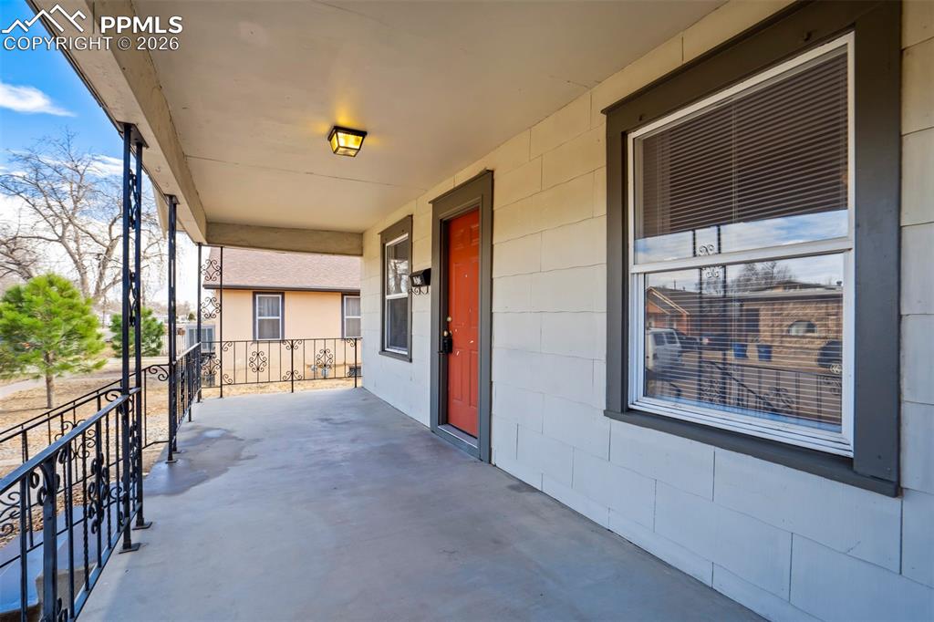 Image 3 of 37: Patio