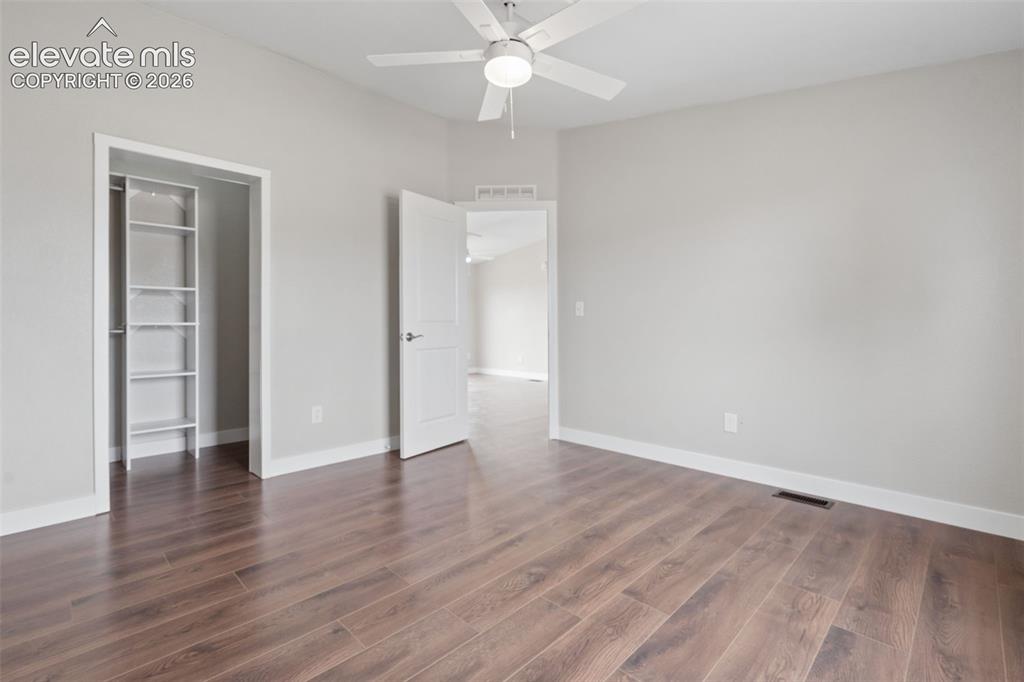 Image 17 of 37: Master Bedroom