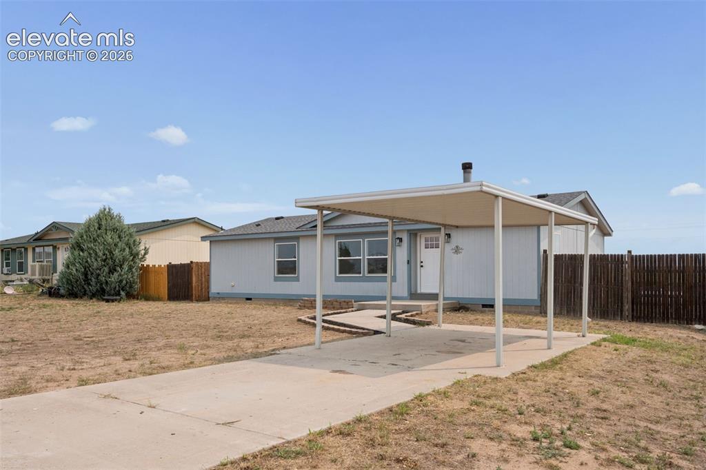 Image 4 of 37: Front of Structure