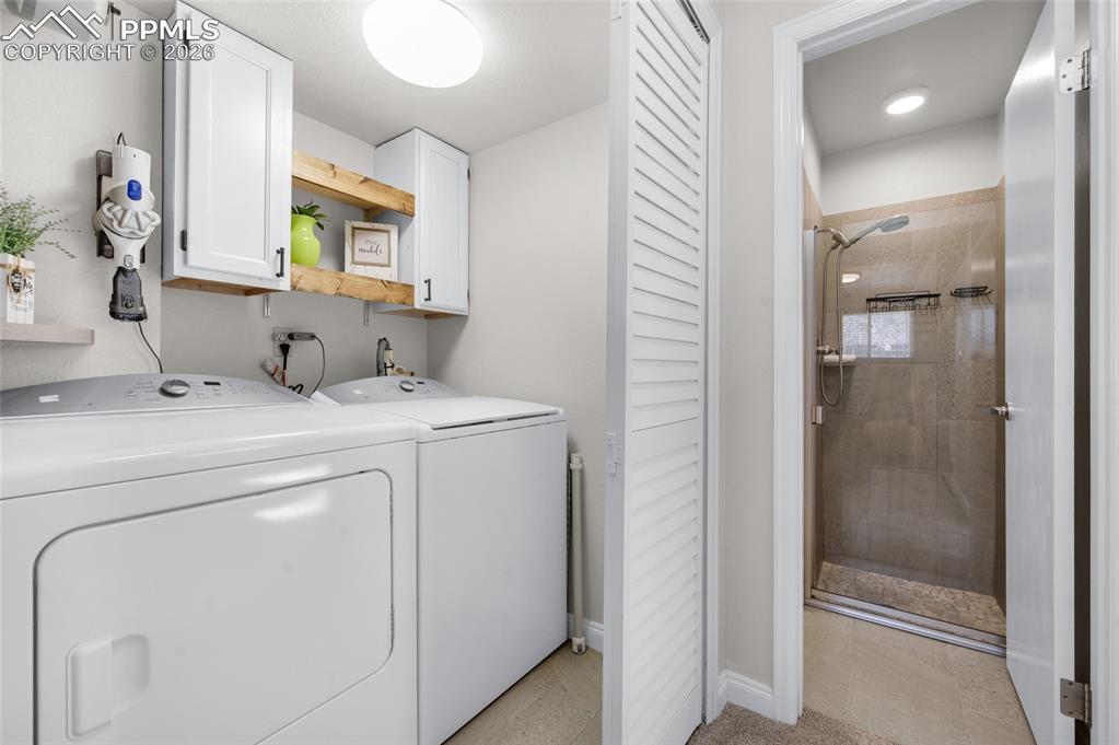 Image 15 of 37: Dining Area