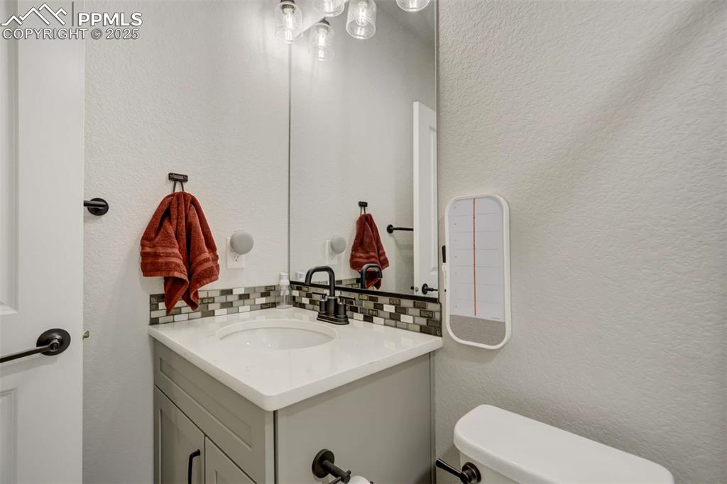 Image 43 of 50: Bathroom