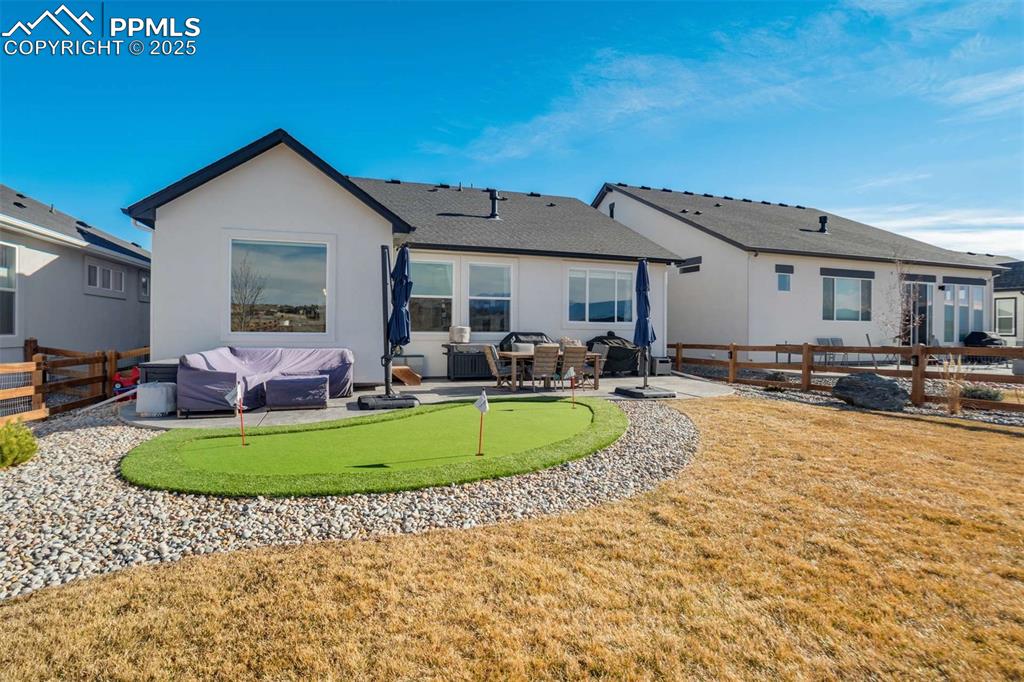 Image 48 of 50: Back of Structure