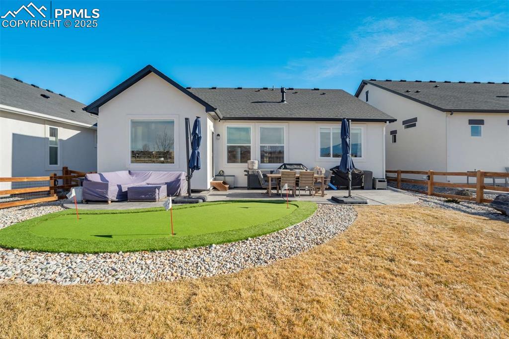 Image 49 of 50: Back of Structure