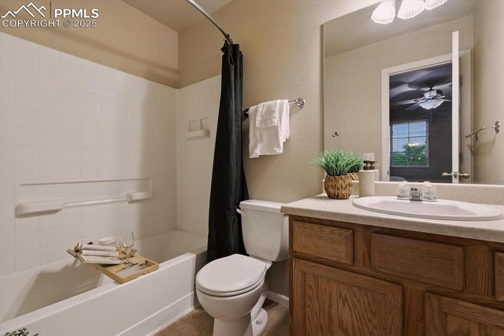 Image 17 of 30: Master Bathroom