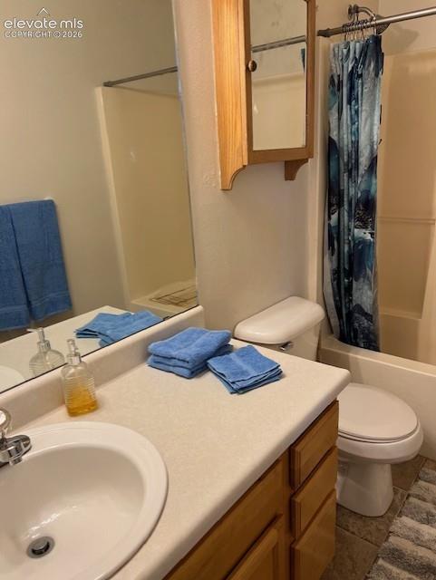 Image 6 of 7: Bathroom
