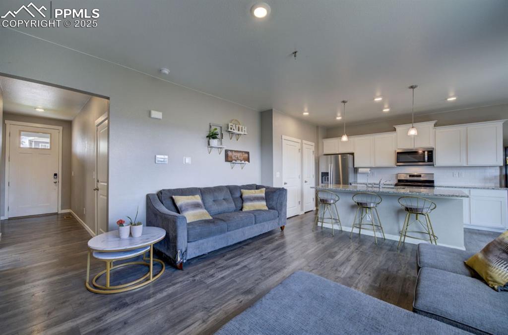 Image 5 of 28: Living Room