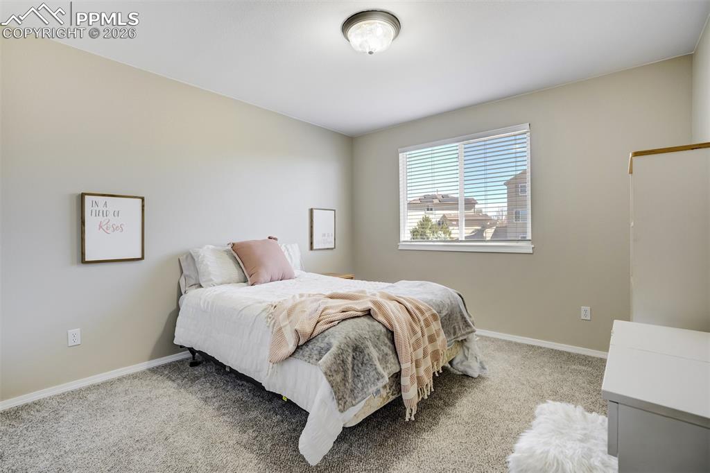 Image 36 of 49: Bedroom