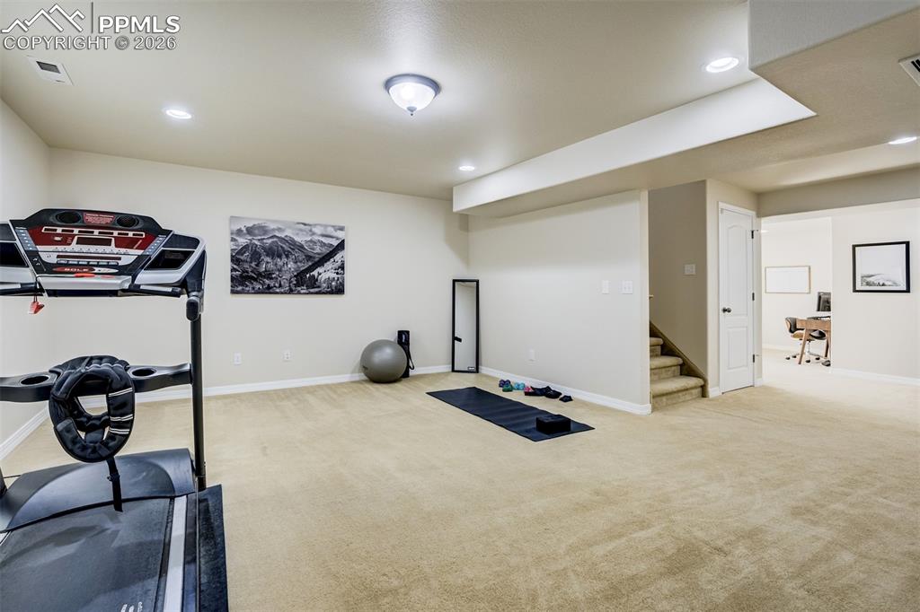 Image 41 of 49: Family Room