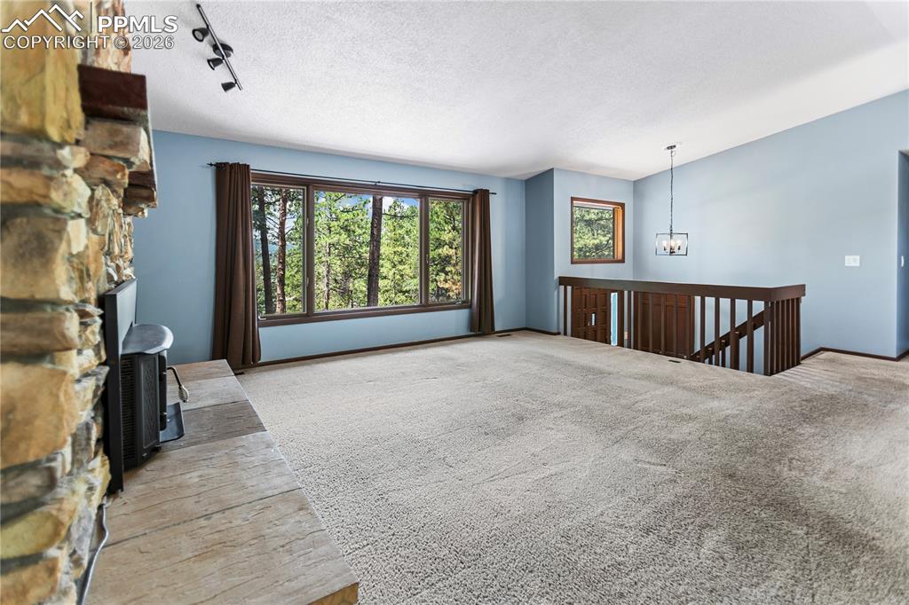 Image 23 of 34: Living Room