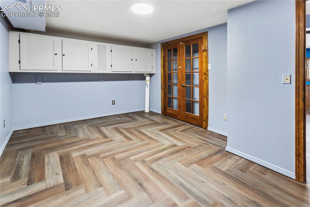 Image 34 of 34: Lower Level Bed 4