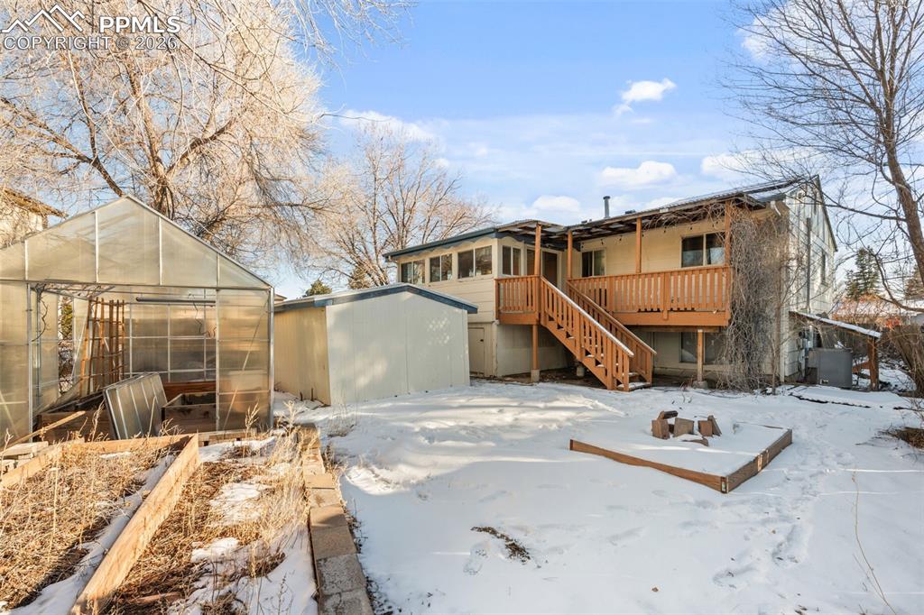 Image 39 of 41: Back of Structure