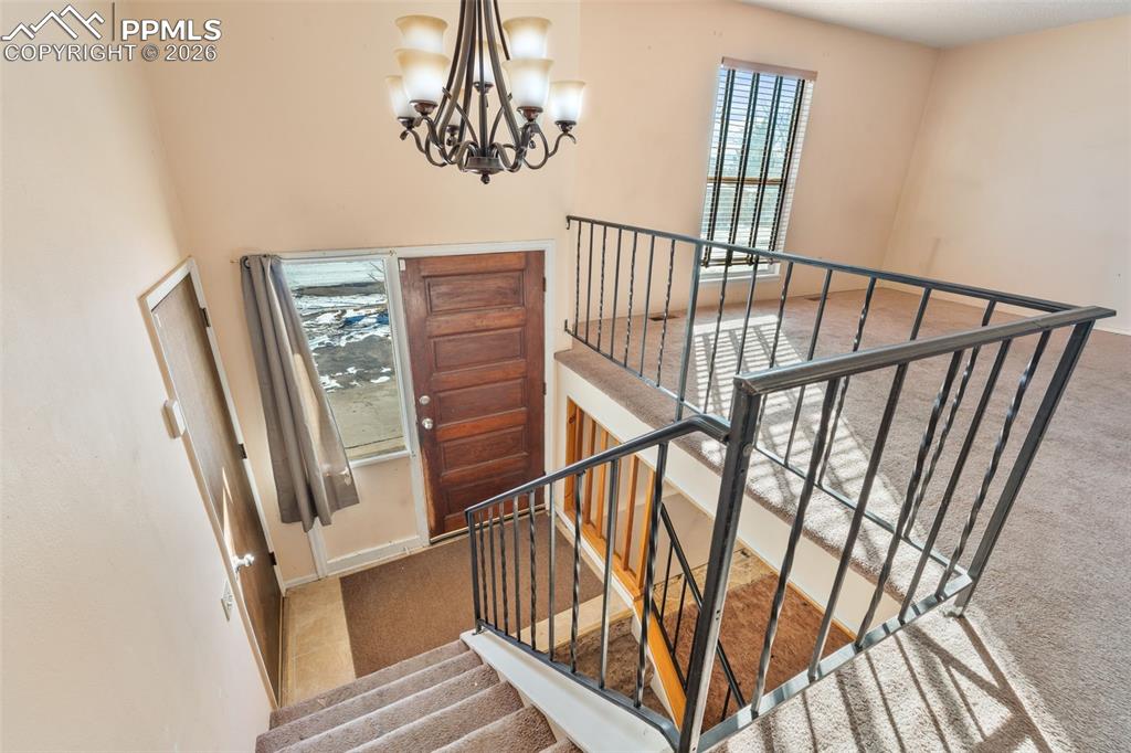 Image 7 of 41: Entry