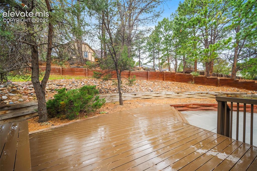 Image 44 of 46: Deck