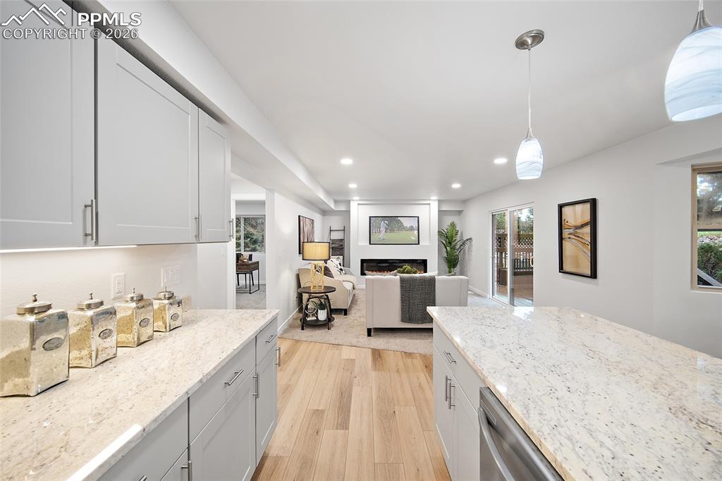 Image 7 of 43: Kitchen