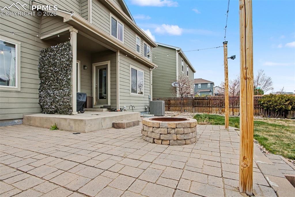 Image 38 of 47: Patio