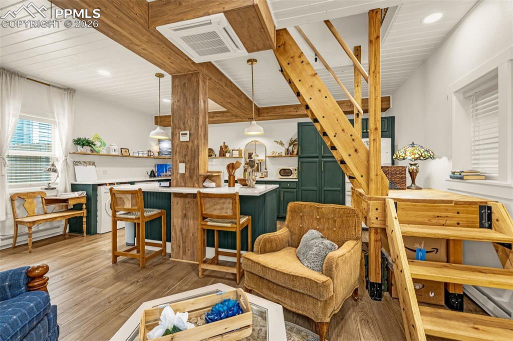 Image 45 of 50: No Description Available