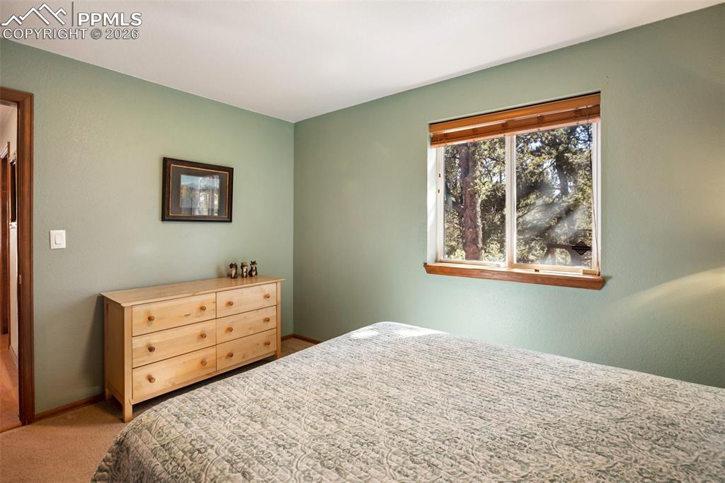 Image 39 of 45: Bedroom