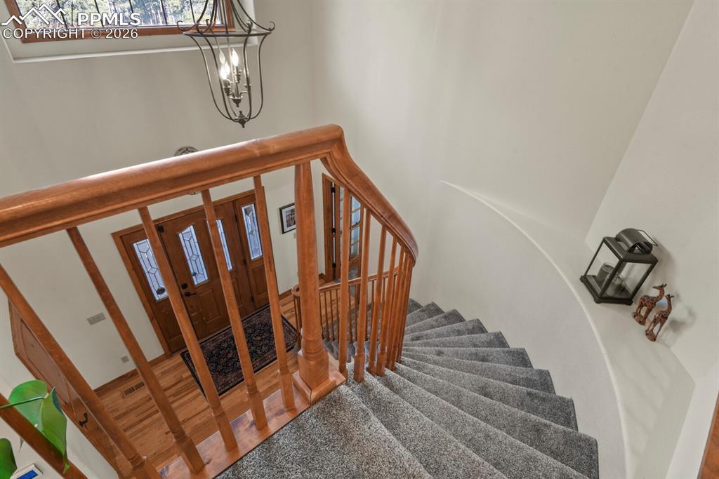 Image 26 of 50: Stairs