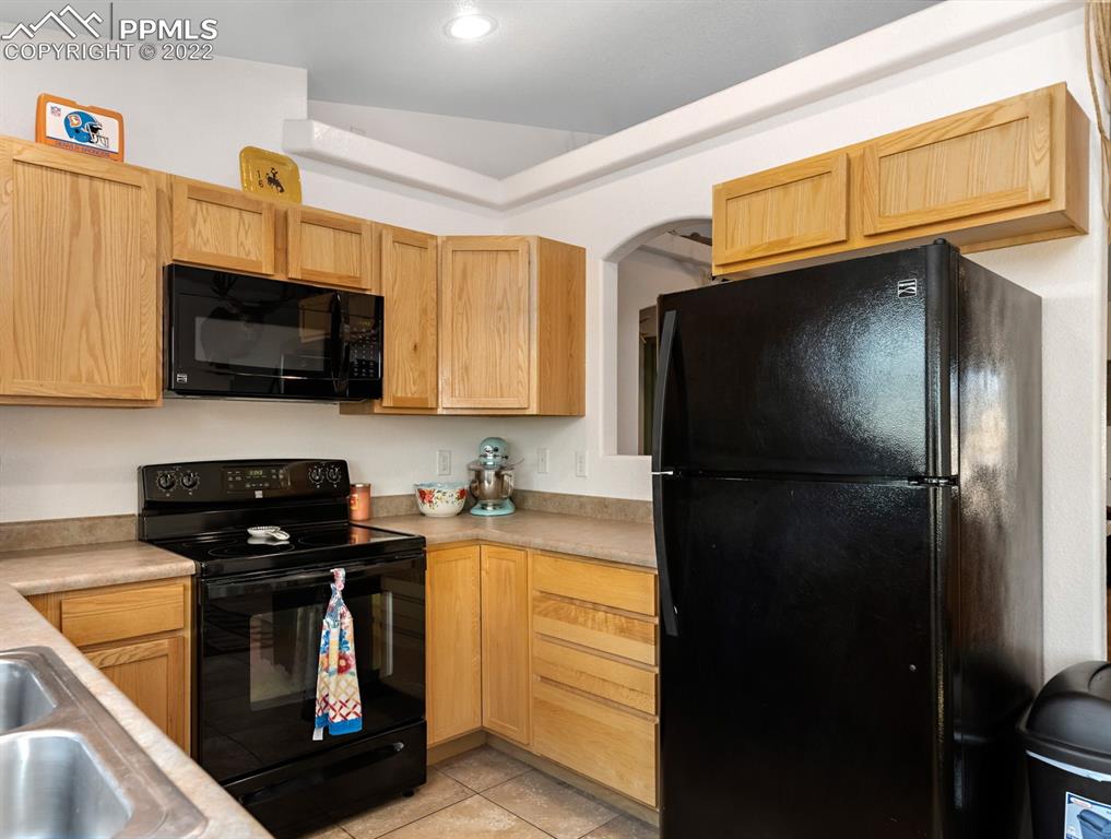 Listing 3318533, Image 7 of 43