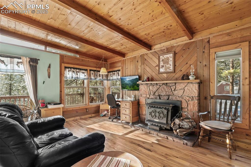 Image 6 of 48: Living Room