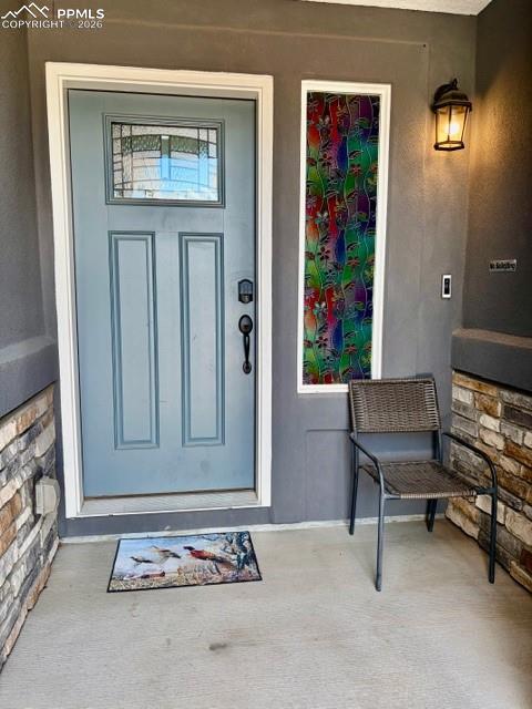 Image 3 of 44: Entry