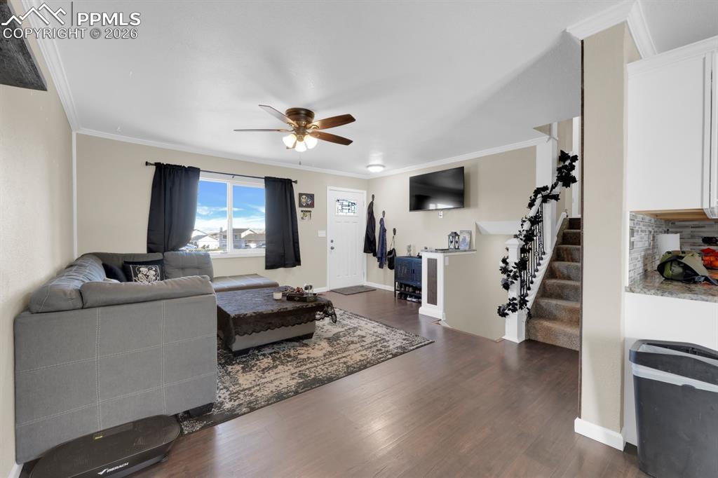 Image 8 of 29: Living room