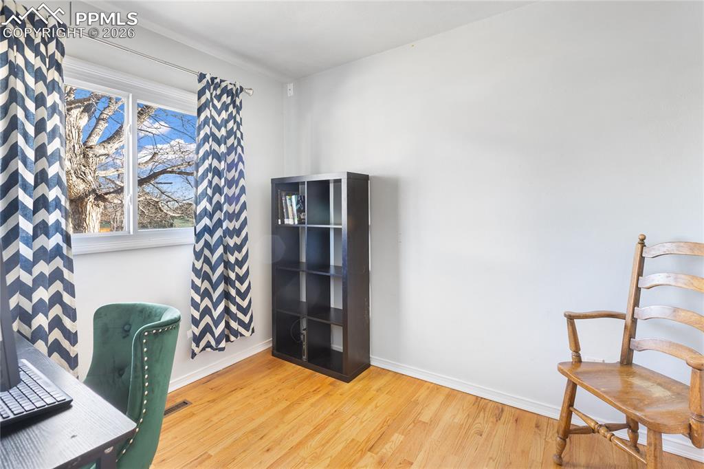 Image 11 of 33: Office or Non Conforming bedroom