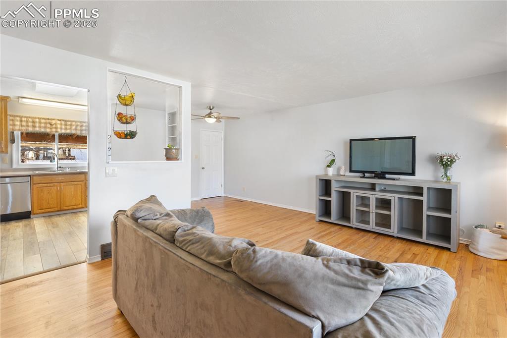 Image 6 of 33: Living Room/Dining/Kitchen