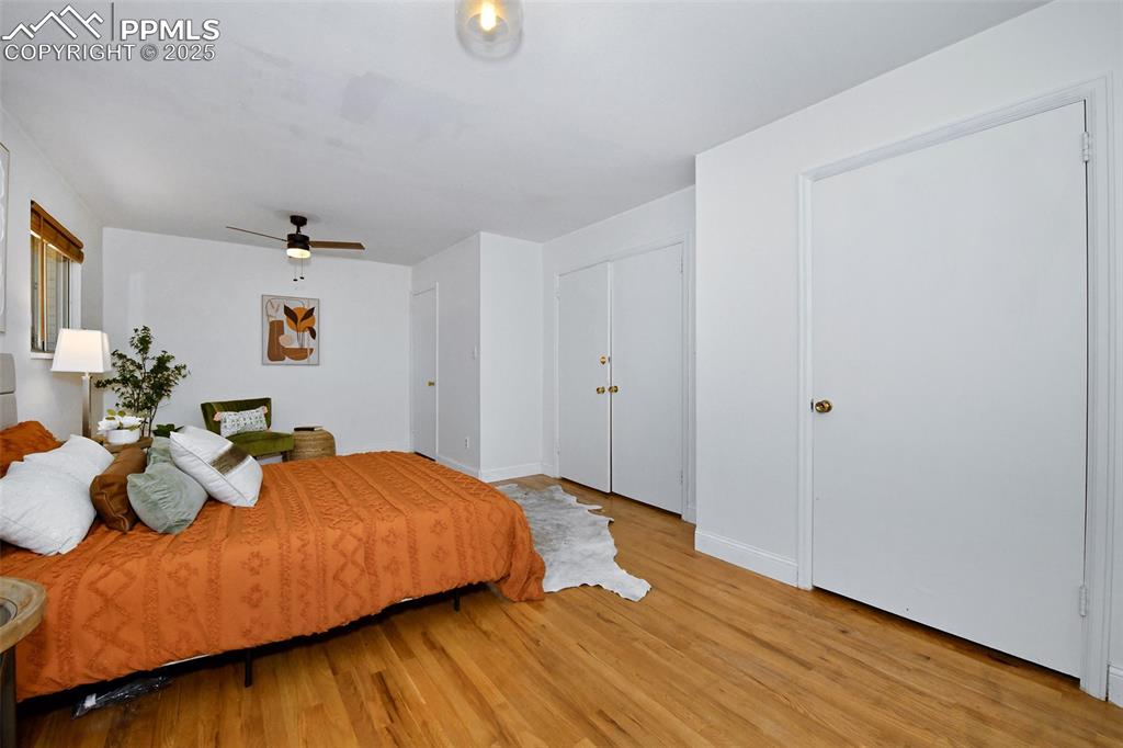 Image 19 of 35: Ample closet space!