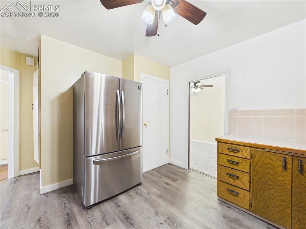 Image 16 of 39: Kitchen